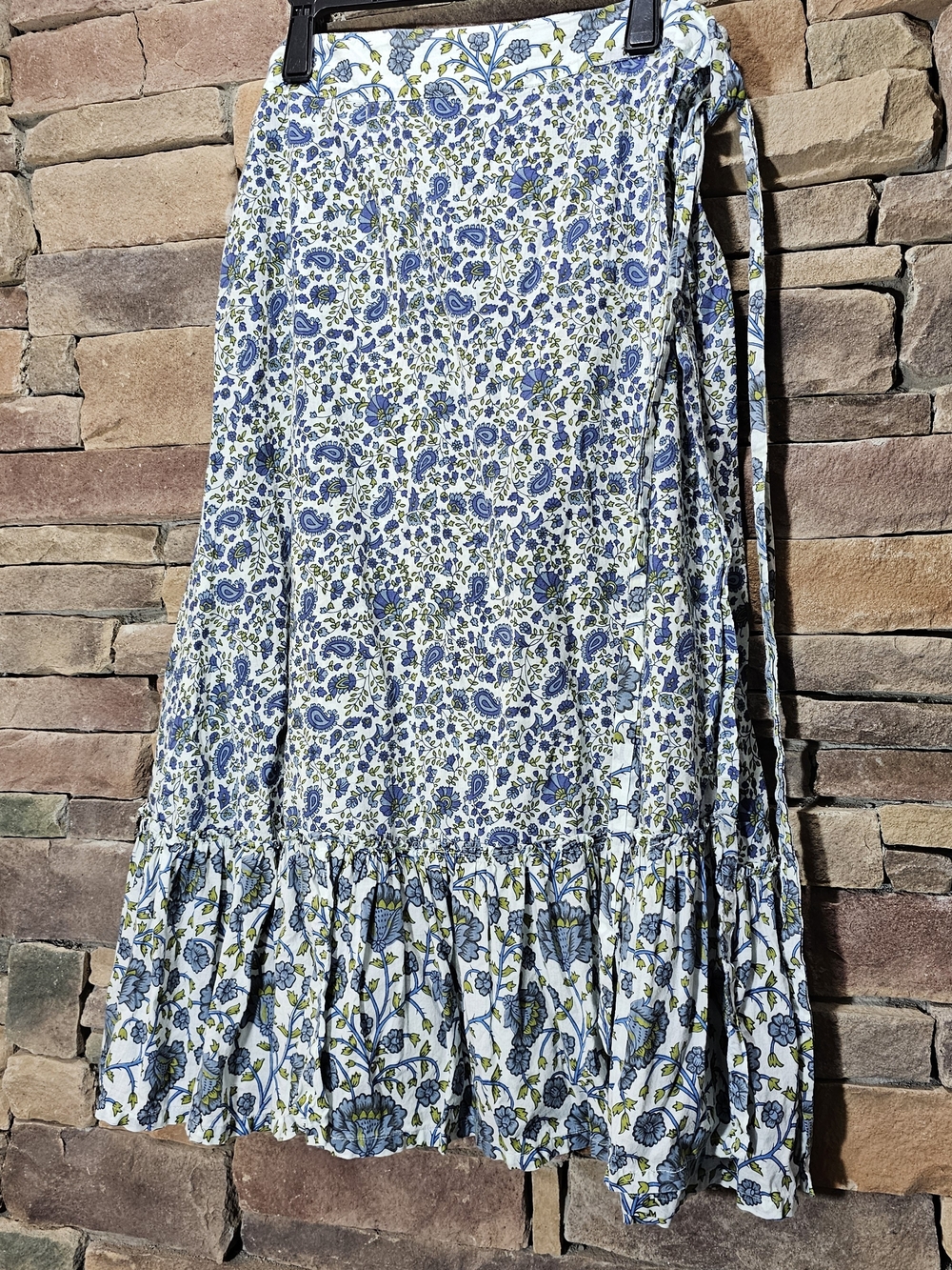 Sundance Blue Floral Blue Wrap Midi Skirt Size 12 - Picture 5 of 10